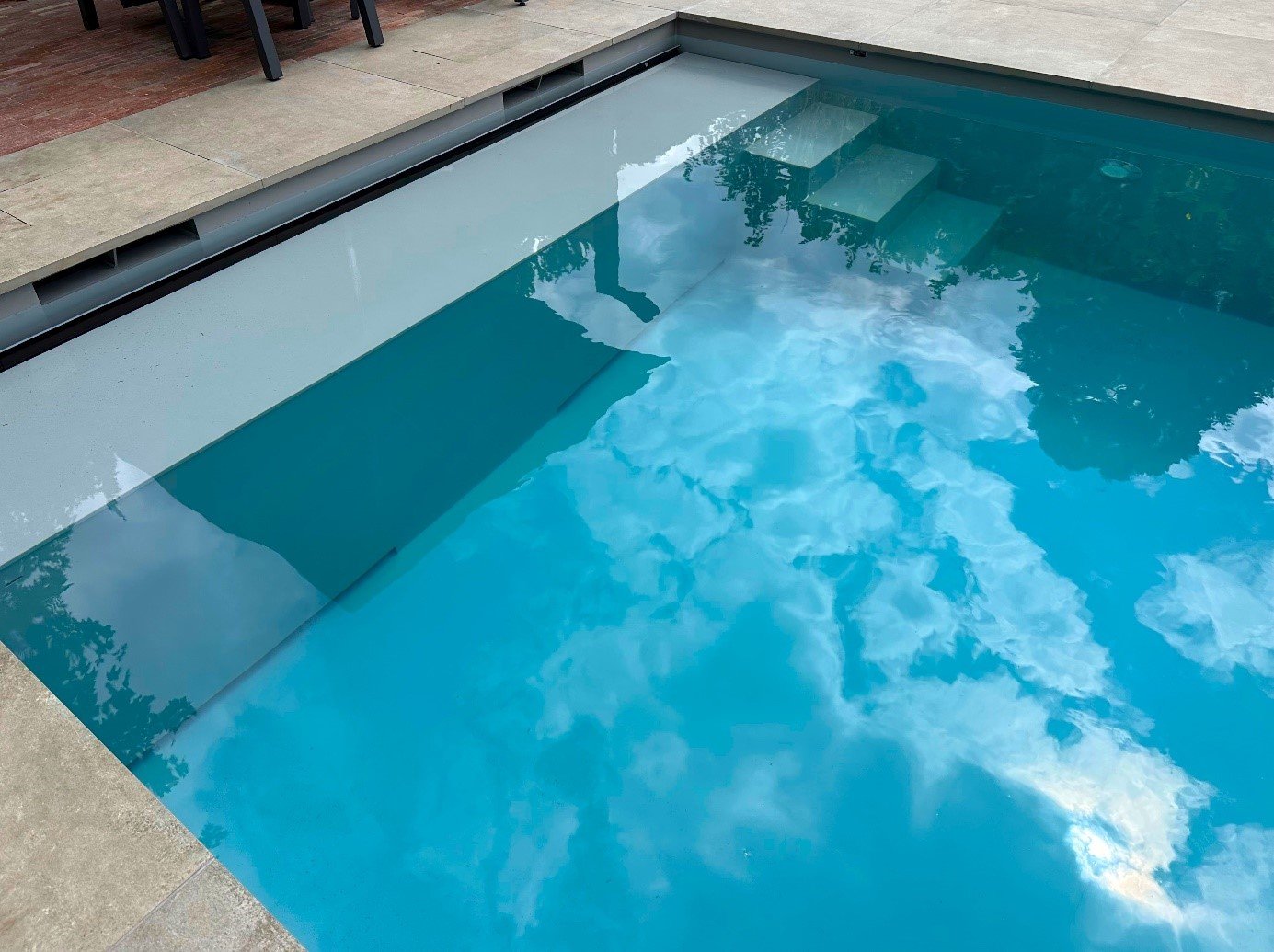 FRAMELESS SKIMMER FRAMELESS SKIMMER